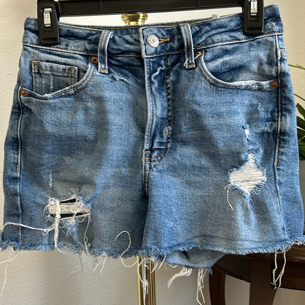 Women’s denim very flattering distressed high rise shorts